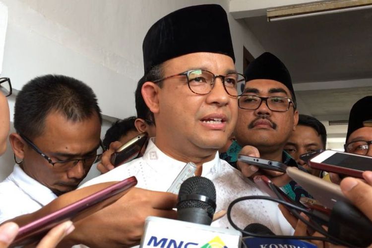 Anies Baswedan dalam gelaran Santri of The Year 2017