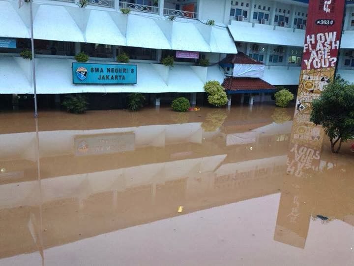 Banjir di SMAN 8 Jakarta