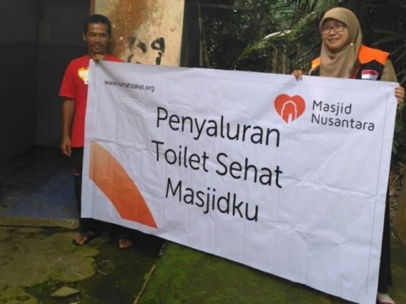 Bantuan Program Toilet Sehat Masjidku