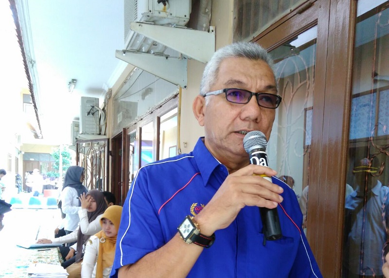 Bpk Edward Ketua BKM Mustikasari