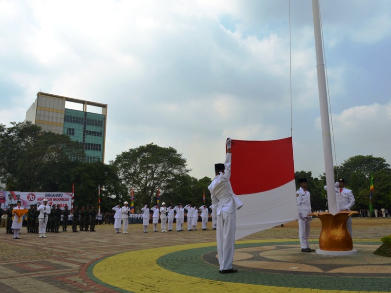 Detik detik pengibaran sang saka merah putih