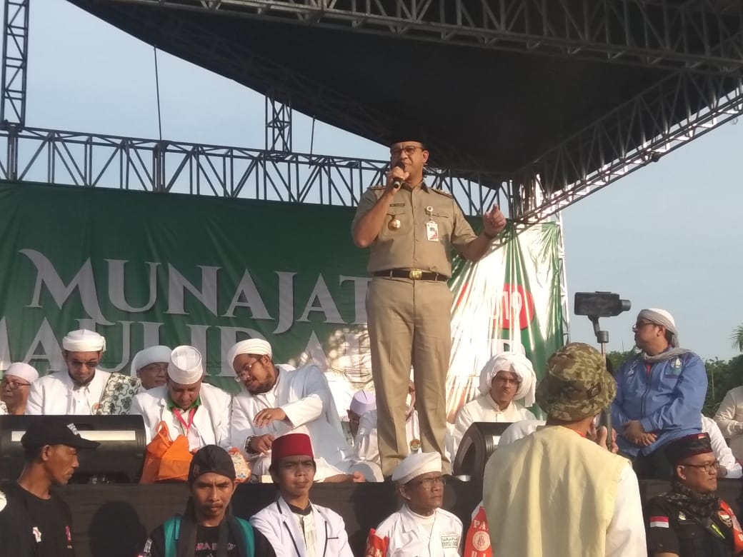 Gubernur DKI Jakarta Anies Baswedan dalam Reuni Akbar 212 tahun 2019 di Monas