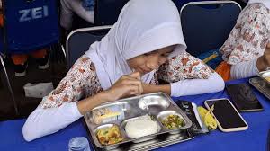 MAKAN BERGIZI GRATIS