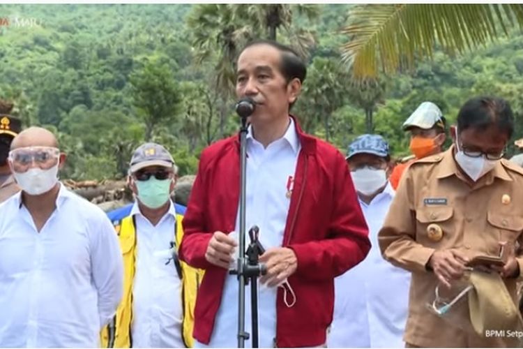 Presiden Joko Widodo di Desa Amakaka Kabupaten Lembata NTT.Tangkapan layar YouTube Setpres