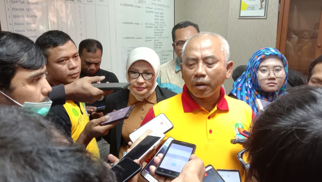 Wawancara Wali Kota Bekasi Rahmat Effendi kepada wartawan