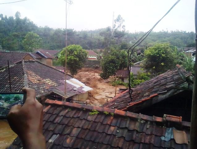 banjir bandang ciwidey