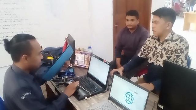 laporan ke Bawaslu Kota Bekasi