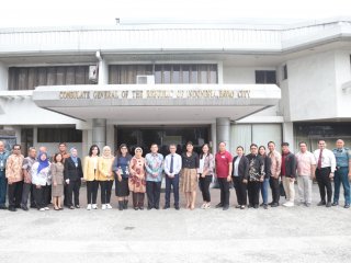 Kunjungi KJRI Davao,  Ubhara Jaya Laksanakan Kolaborasi Pendidikan dan Pengabdian Masyarakat
