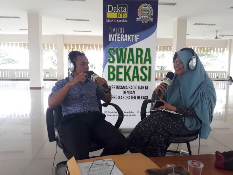 Edisi SWARA Bekasi bersama Ketua Pansus XXVII DPRD Kabupaten Bekasi, Edi Kurtubi.