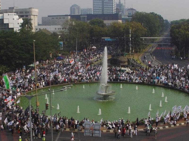 Aksi Mujahid 212, Rute Bus Transjakarta Dialihkan