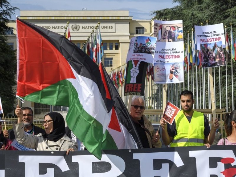 Aksi di des Nations di depan markas besar PBB di Eropa, di Jenewa, Swiss (Foto: Republika)
