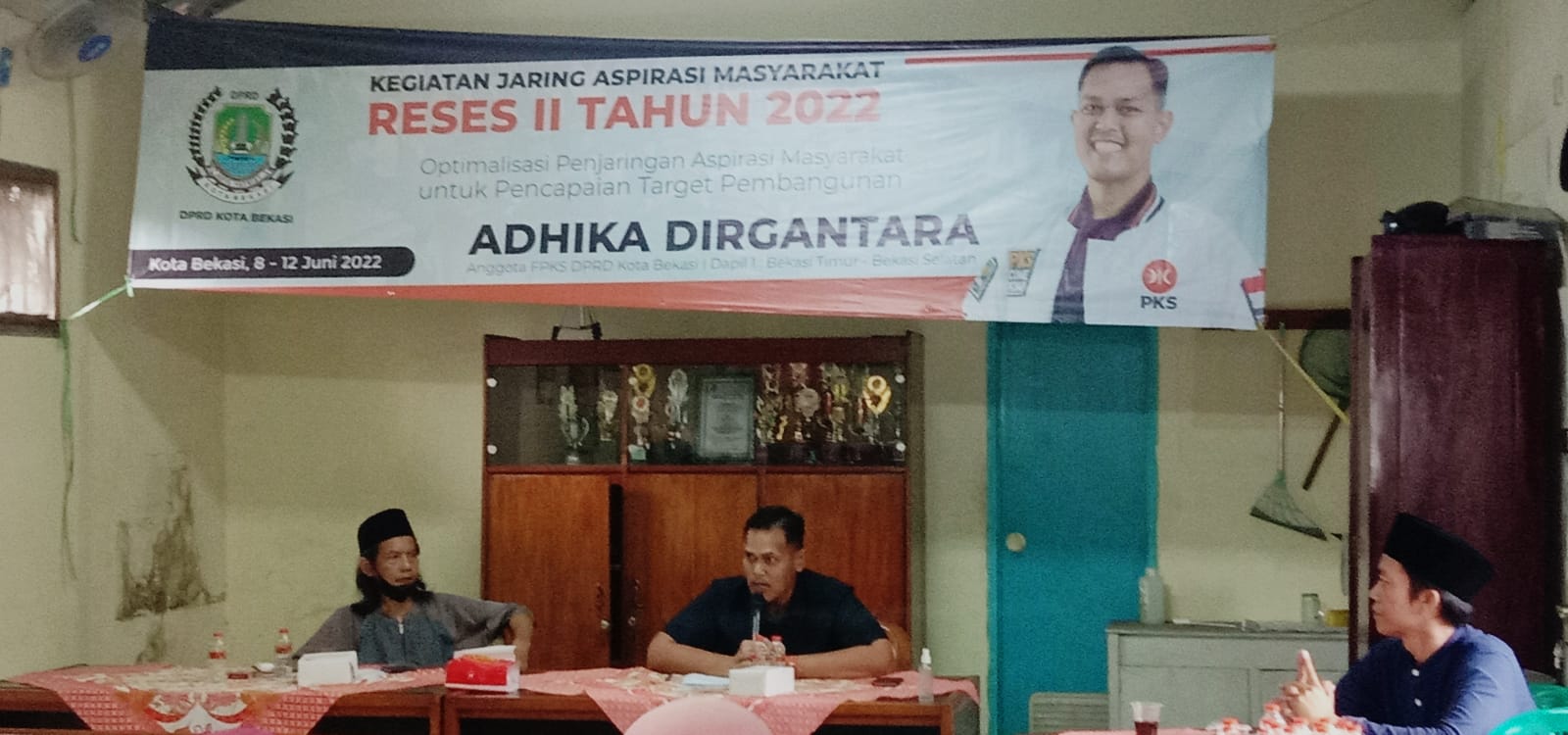 Anggota DPRD Kota Bekasi Fraksi PKS Adhika Dirgantara saat menggelar reses Sabtu 11 Juni 2022