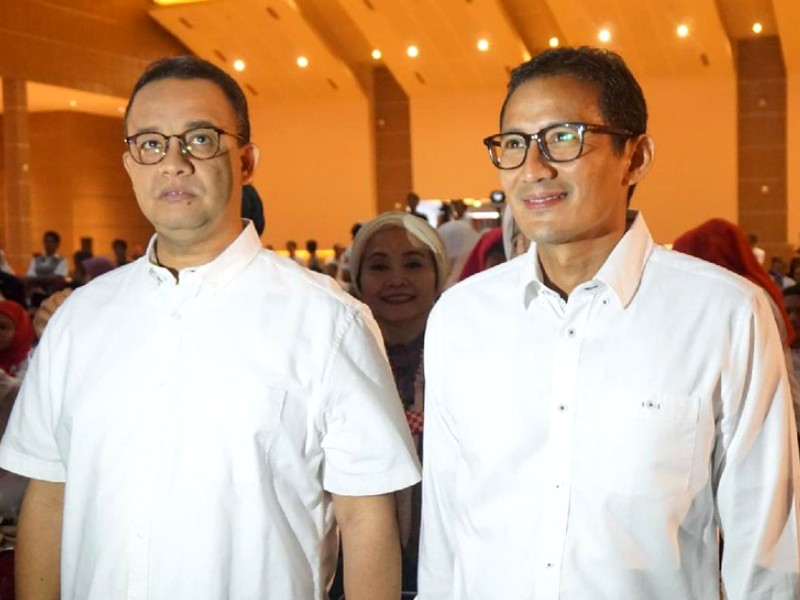 Anies Baswedan dan Sandiaga Uno (Kanavino/detikcom)