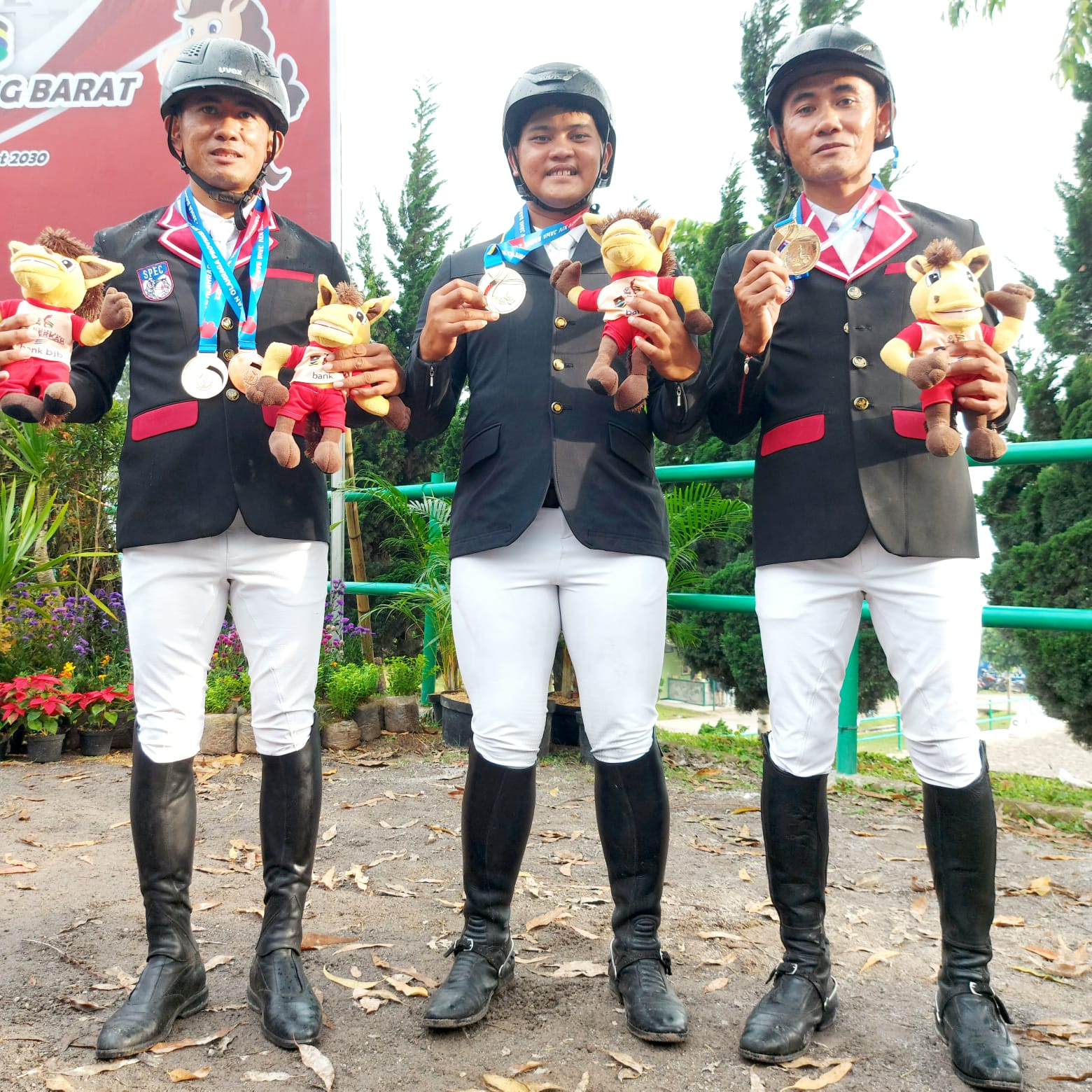 Hebat! Cabor Berkuda Nomor Equastrian Kabupaten Bekasi Sabet Juara Umum ...