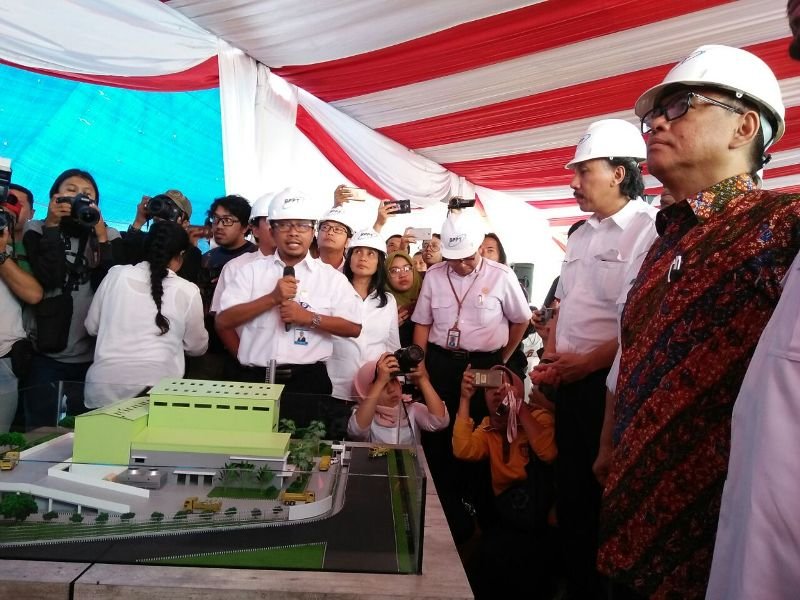 BPPT melakukan ground breaking pilot project pengolahan sampah proses termal di TPST Bantar Gebang, 