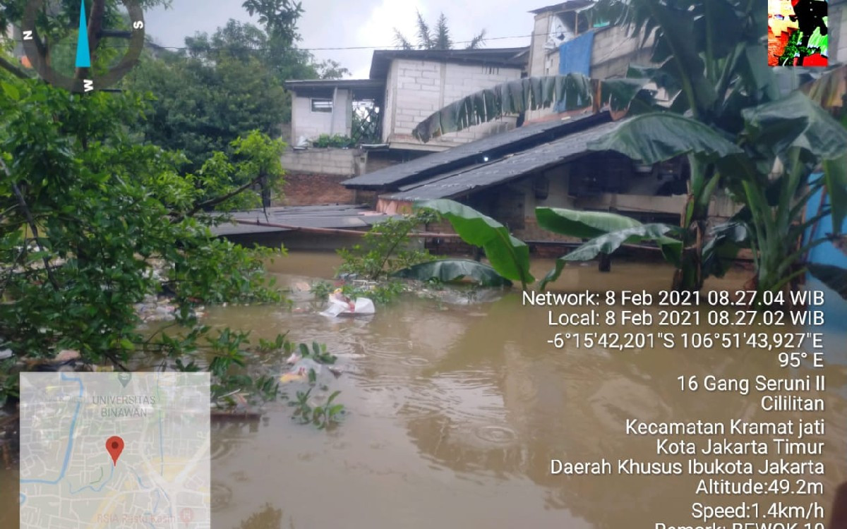 Banjir di Kelurahan Cililitan Kramat Jati Jakarta Timur hampir setinggi atap rumah.Foto Tim UPK Bada