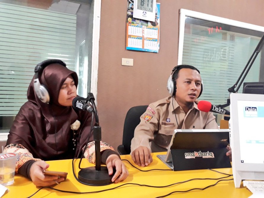 Bincang Pendidikan SMAIT Thariq Bin Ziyad di Radio Dakta 15 Maret 2018