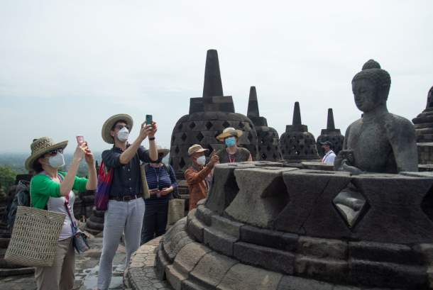 CANDI BOROBUDUR 1