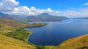 Danau Toba (foto: wikipedia)