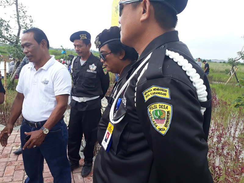 Desa Karangsari Kecamatan Cikarang Timur membentuk Polisi Desa