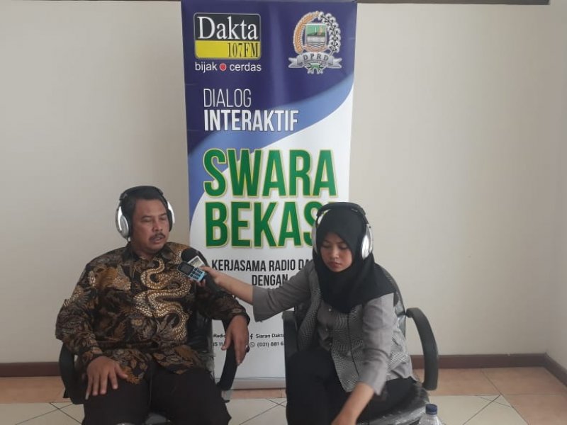 Dialog Interaktif Swara Bekasi bersama Wakil Ketua DPRD Kabupaten Bekasi, H Daris