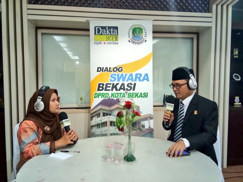 Dialog Swara Bekasi bersama Ketua Komisi I DPRD Kota Bekasi, Choiruman J Putro