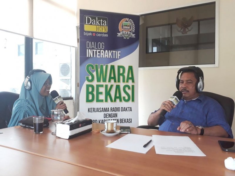 Edisi SWARA Bekasi bersama wakil ketua DPRD Kabupaten Bekasi dari Fraksi, Daris.