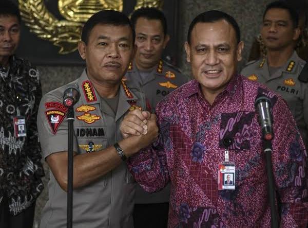 Foto Ketua KPK H.Firli Bahuri bersama Kapolri Jenderal Idham Aziz