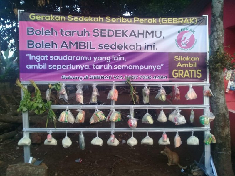 Gerakan Sedekah Seribu Perak di RW 02 Kelurahan Jatirangga, Jatisampurna, Kota Bekasi