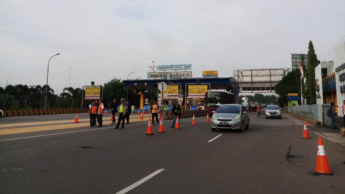 Gerbang Tol Bekasi Barat 1