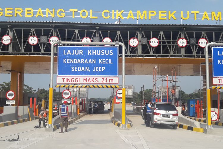 Gerbang Tol Cikampek Utama (Kompas.com)