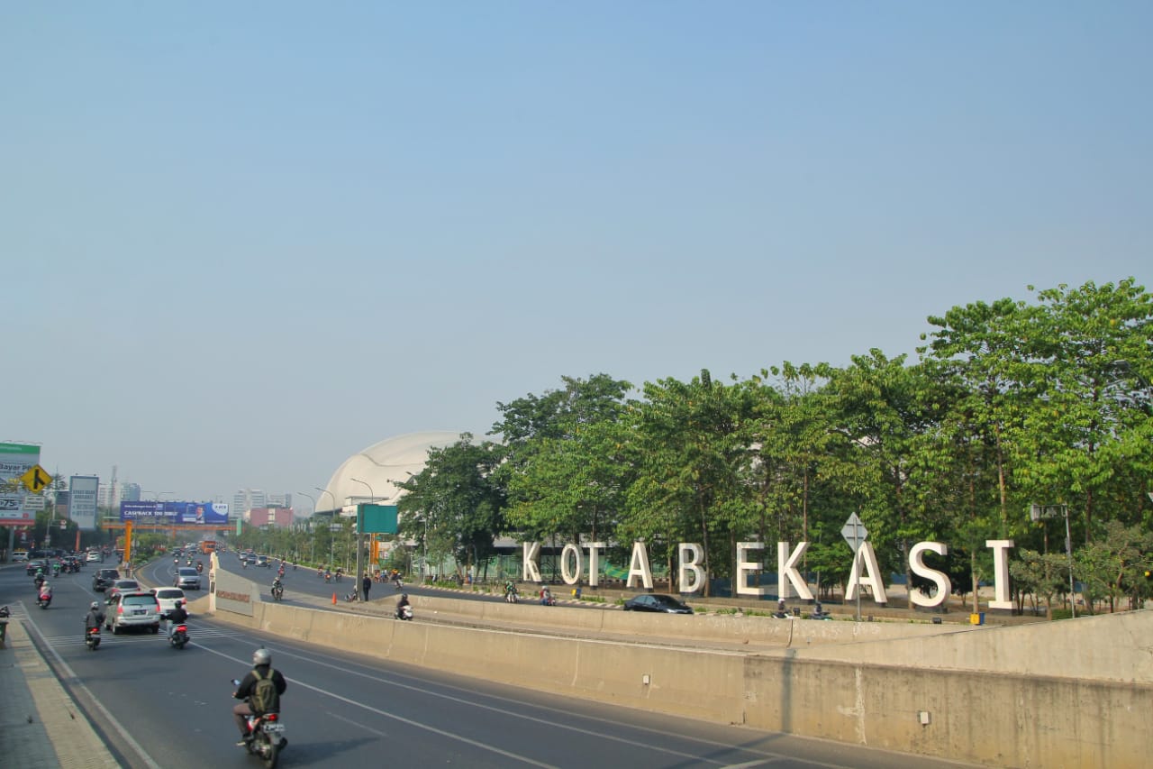 Ikon Kota Bekasi di Jalan Ahmad Yani