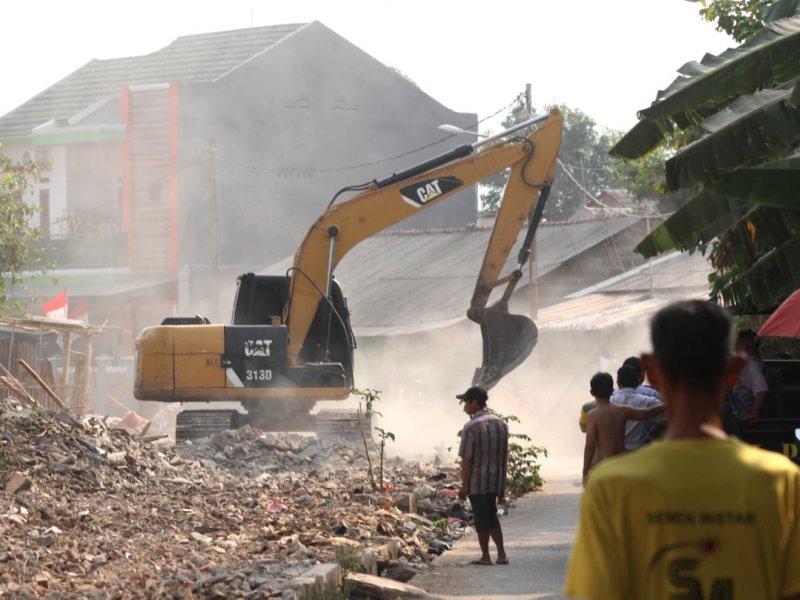 Ilustrasi pembongkaran lahan