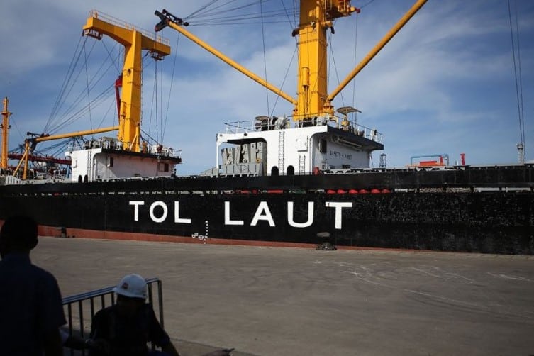 Kapal Tol Laut