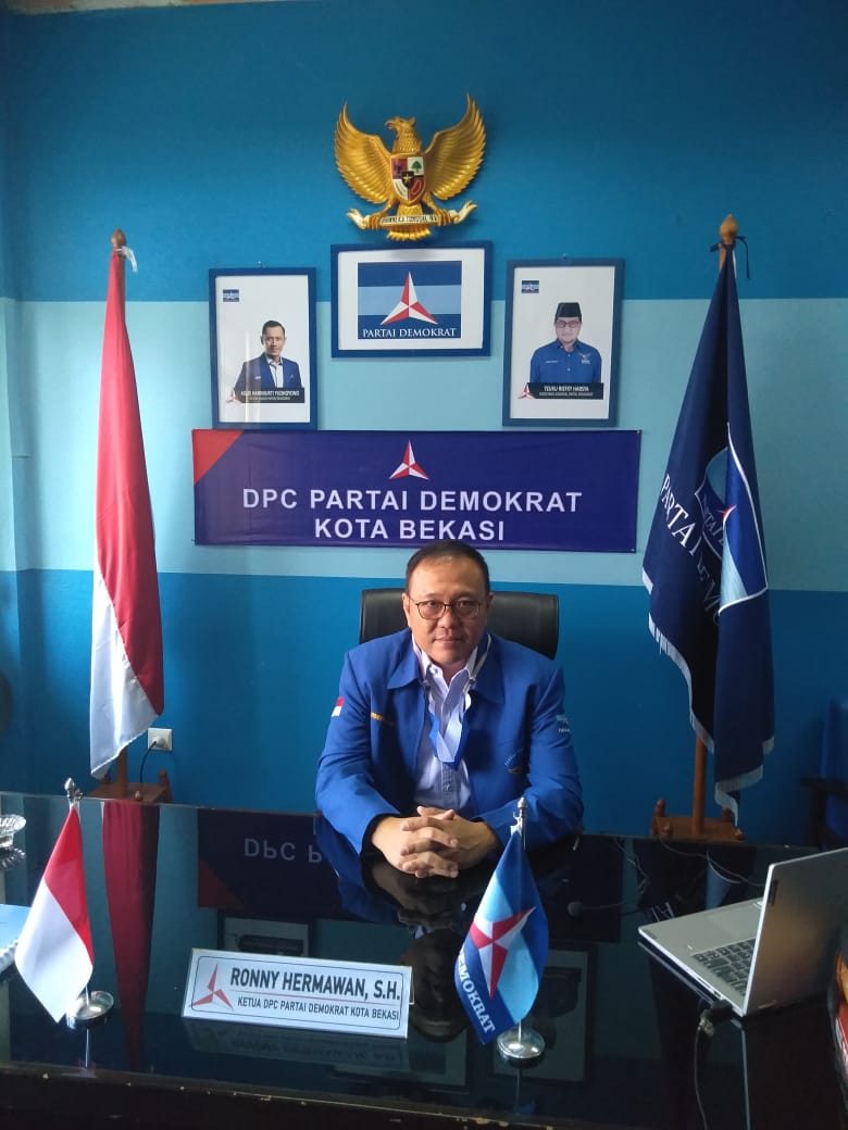 Ketua DPC Partai Demokrat Kota Bekasi Ronny Hermawan