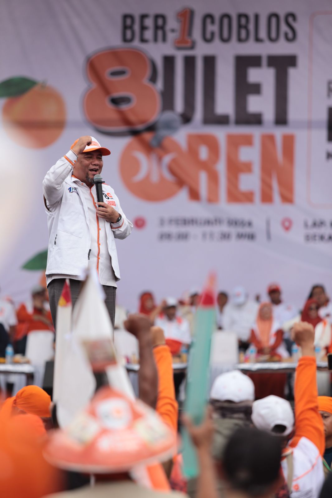 Ketua DPD PKS Kota Bekasi Heri Koswara dalam Kampanye Rapat Umum di Bekasi Timur