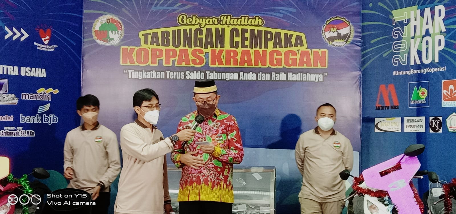 Ketua Koppas Kranggan Anim Imamuddin membacakan nomor undian pemenang
