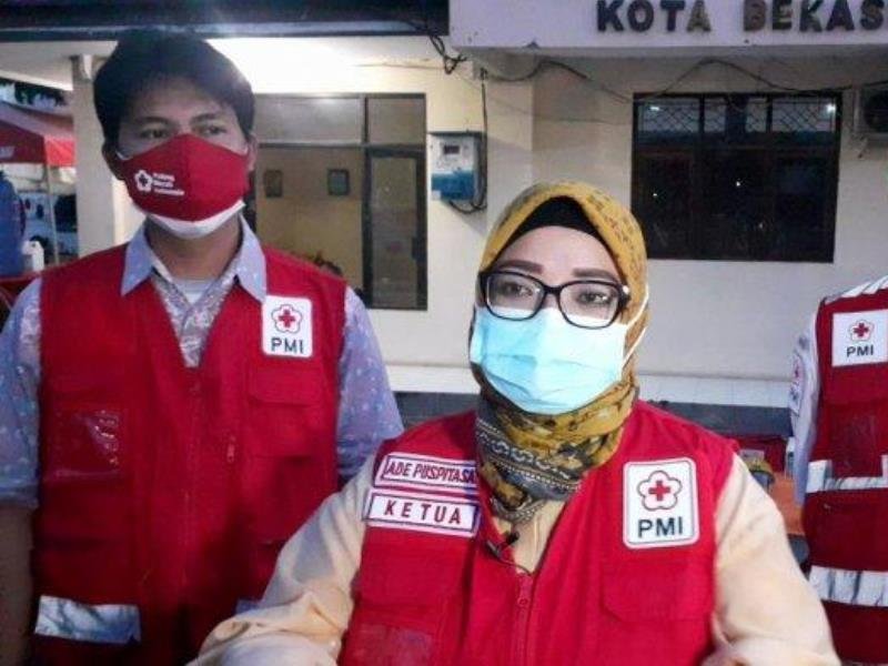 Ketua PMI Kota Bekasi, Ade Puspitasari