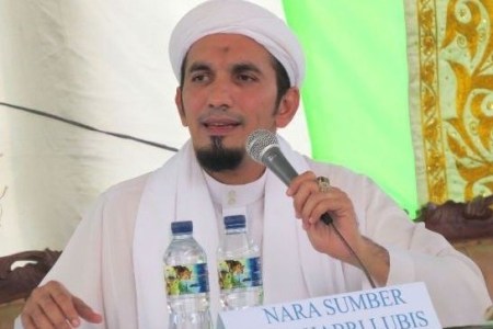 Ketua Umum FPI KH Ahmad Sabri Lubis