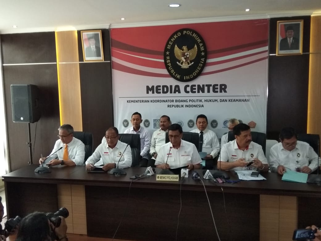 Konferensi pers Menkopolhukam Wiranto terkait UU KPK