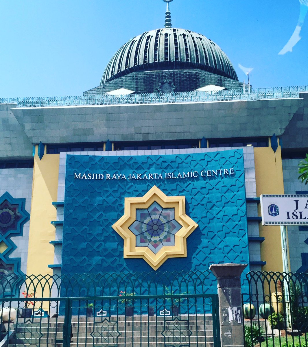 Masjid Raya Jakarta Islamic Centre