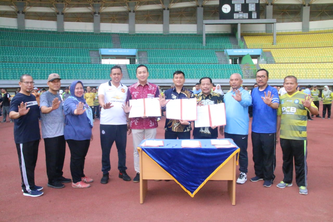 Pemkot Bekasi kerja sama dengan perusahaan swasta untuk pengelolaan sampah menjadi energi listrik