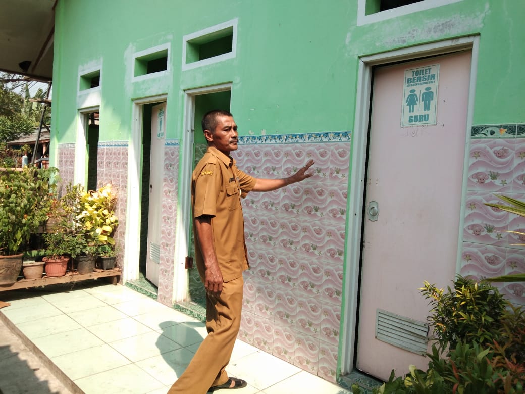 Penambahan toilet di SDN Bojong Rawalumbu 10 Bekasi