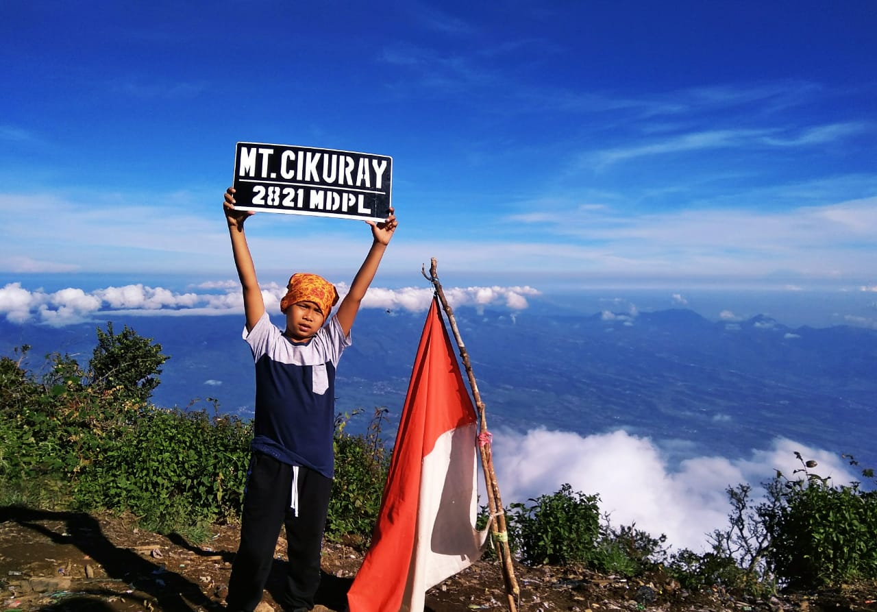 Pendaki cilik, Fayyadh Qaishar Syafiq