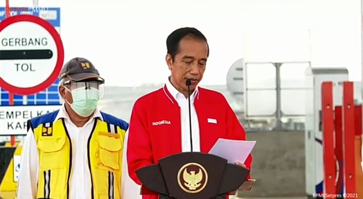 Presiden Joko Widodo meresmikan Jalan Tol Kayu Agung Palembang