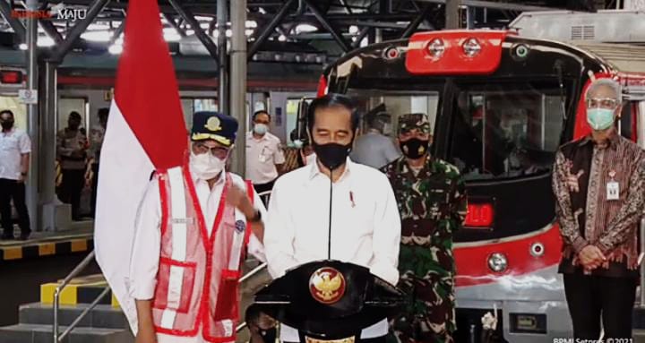 Presiden Jokowi saat Resmikan KRL Yogya Solo