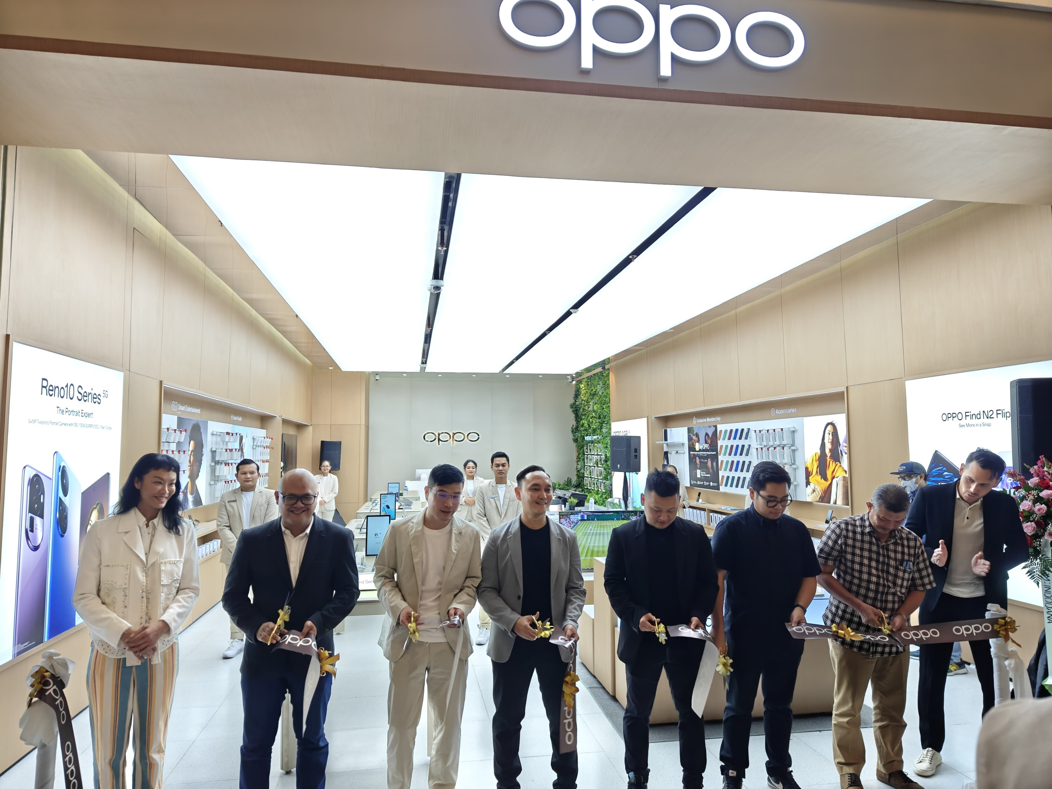 Presmian OPPO Experience Store Pertama di Kota Bekasi