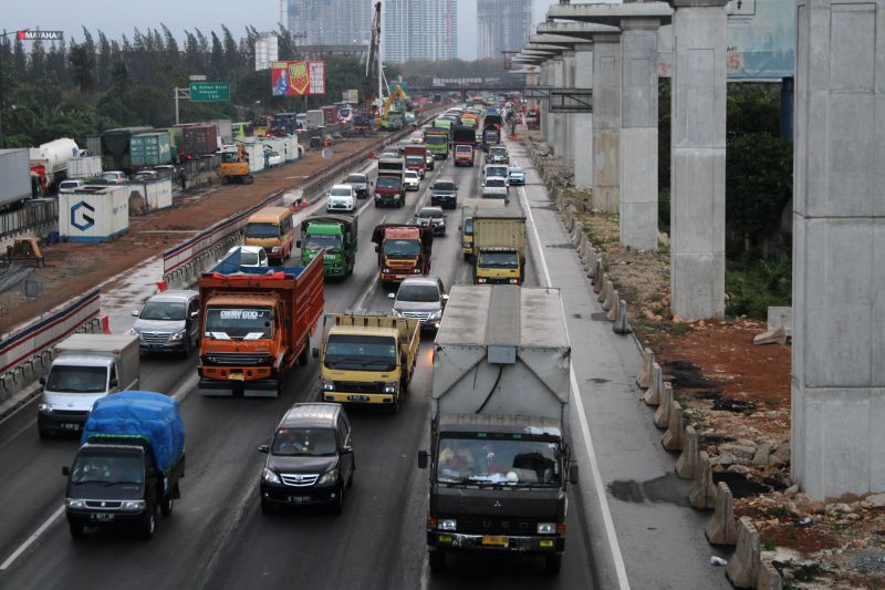 Proyek Tol Jakarta Cikampek