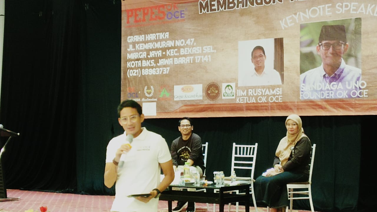 Sandiaga Uno hadir di Bekasi dalam rangka dialog UMKM dan Pepes OK OC
