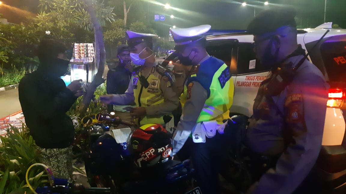 Satlantas Polrestro Bekasi Kota Gelar Operasi Keselamatan Jaya di Jl.A Yani